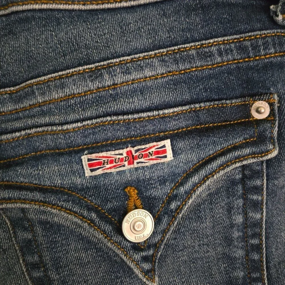 Hudson Ruby Denim Mid Rise Shorts Rolled Chic Logo Size 29